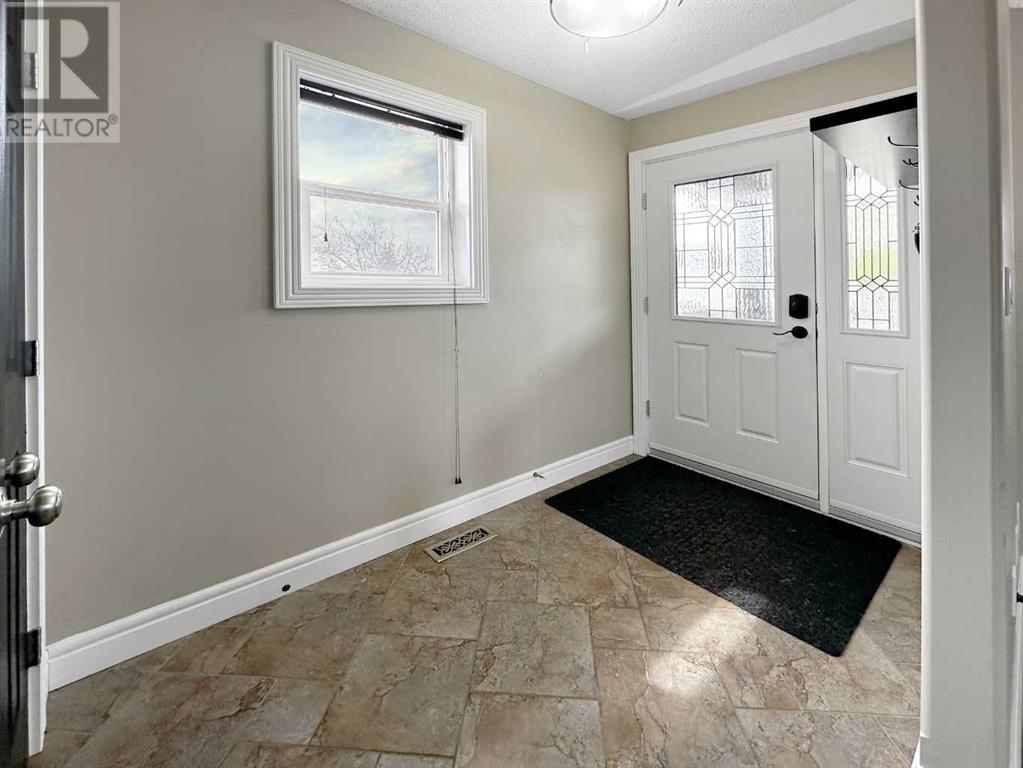 Property at 4903 48 Street image 4