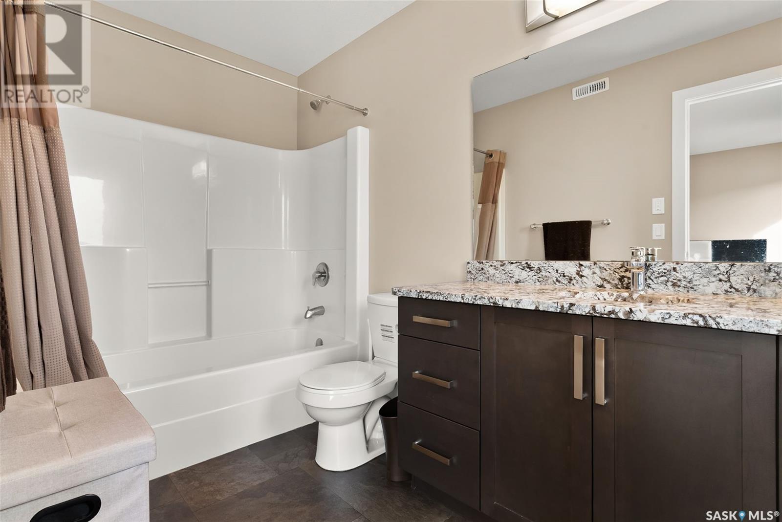 4817 Green View Crescent E, Regina, Saskatchewan  S4V 3L2 - Photo 17 - SK002840