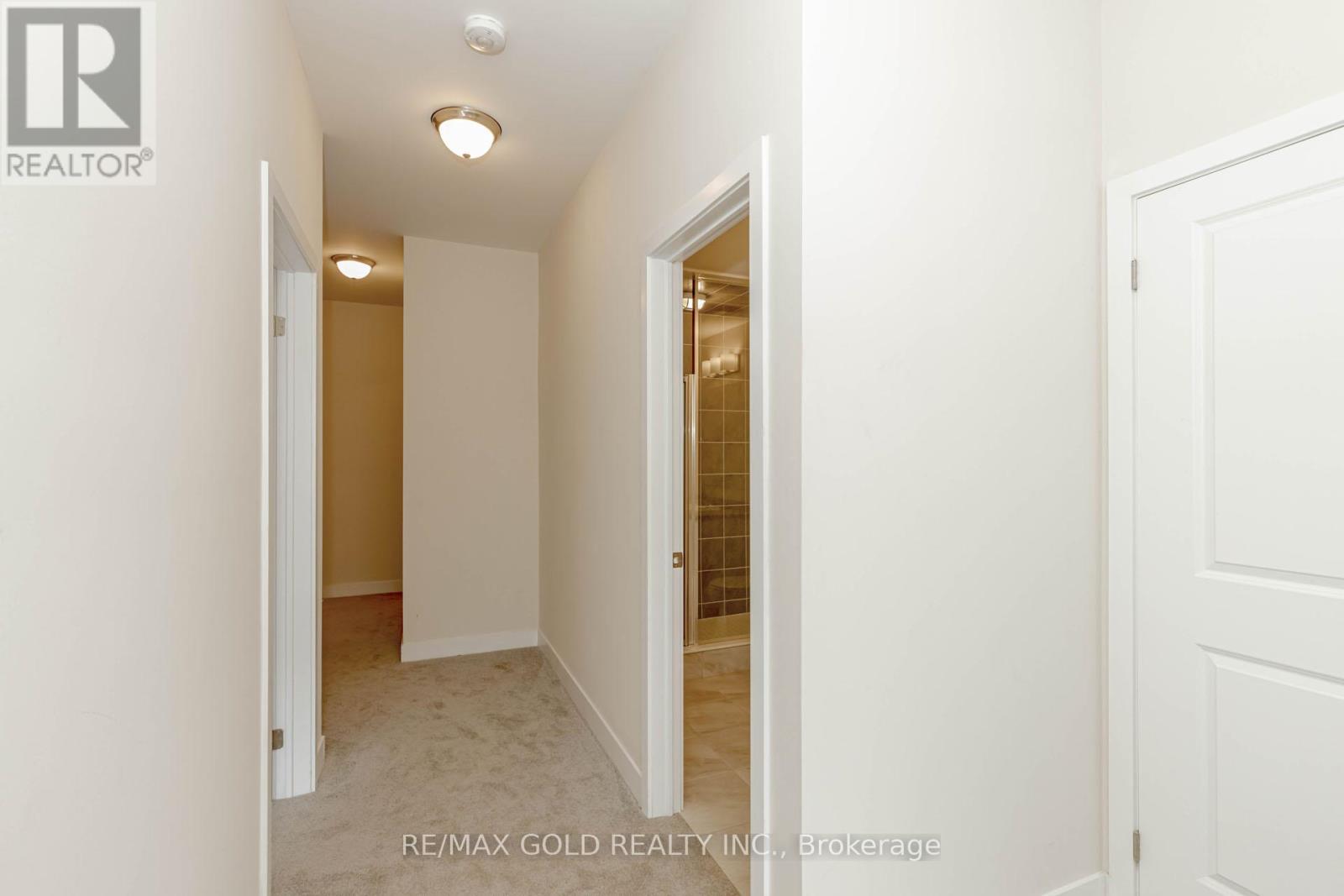 3118 Perkins Way, Oakville, Ontario  L6H 7Z5 - Photo 5 - W12058906