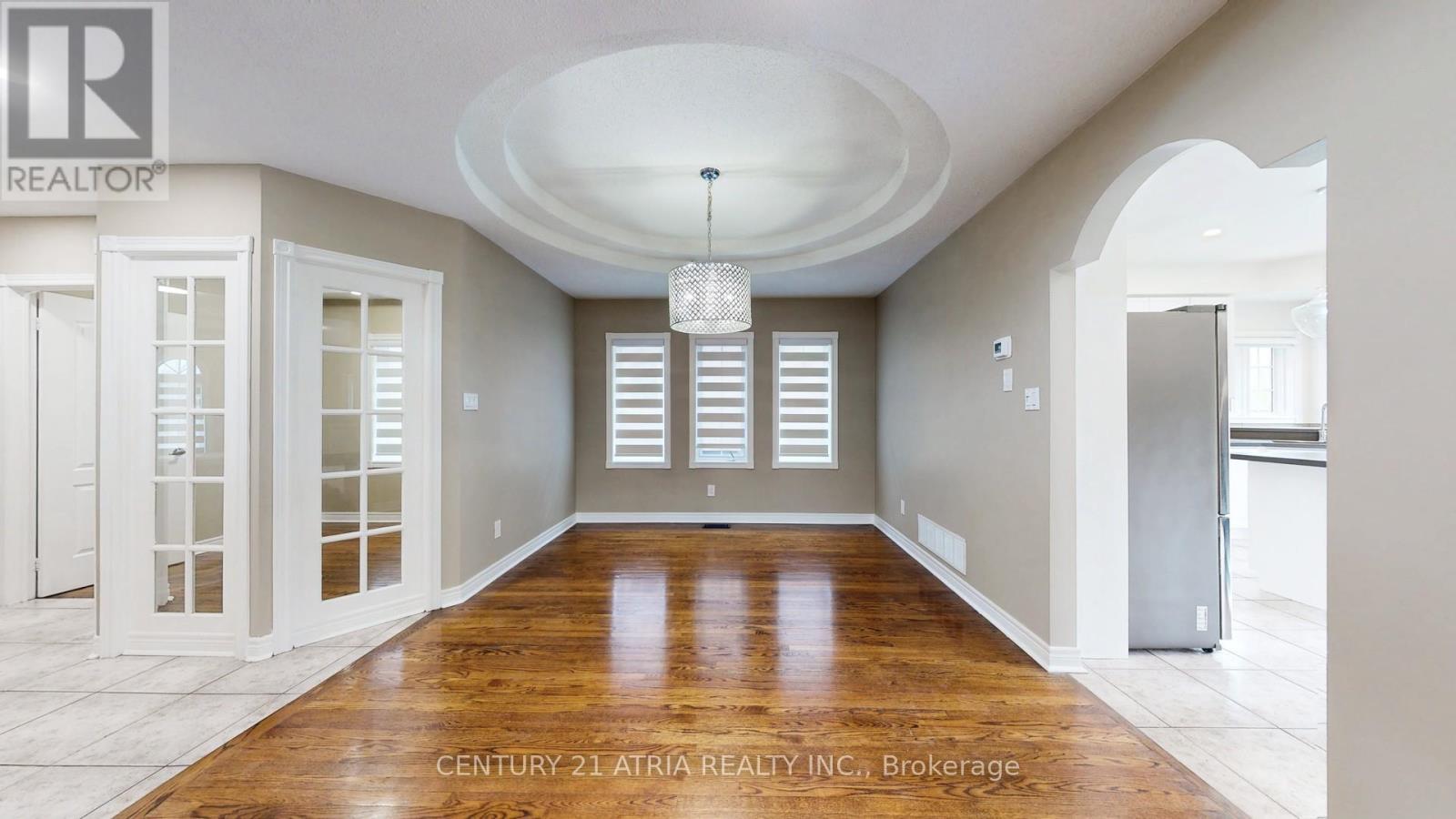 323 Bristol Road E, Mississauga, Ontario  L4Z 3V6 - Photo 8 - W12122841