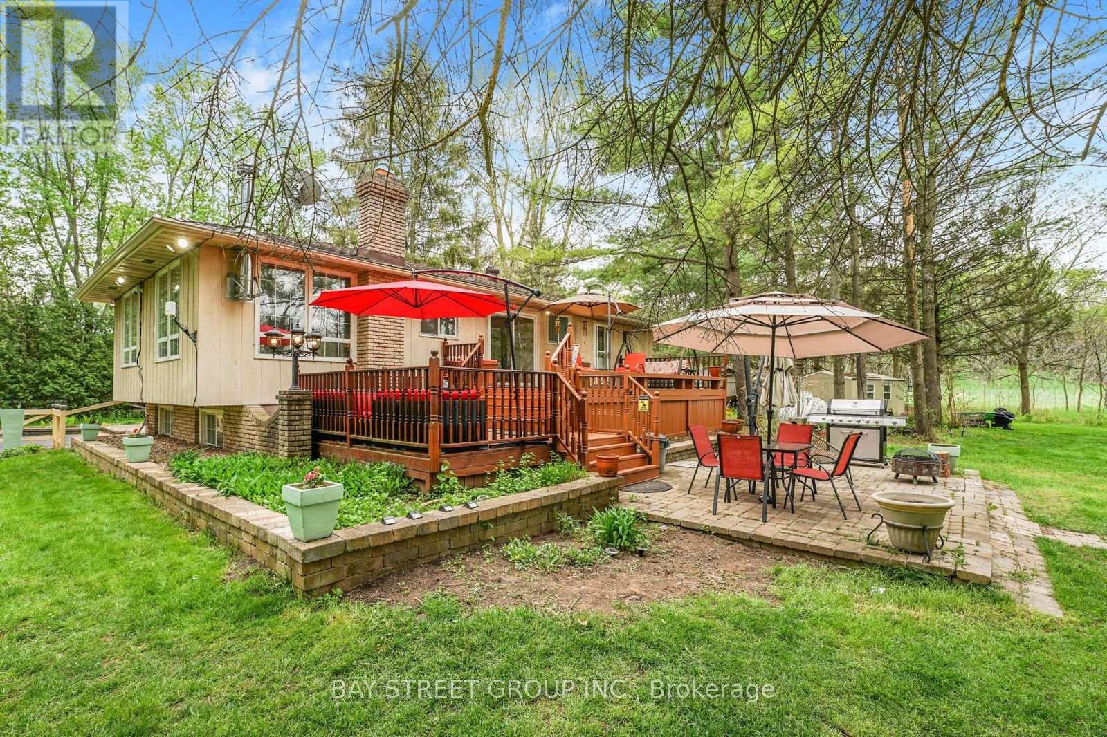 4421 No 4 Side Road, Burlington, Ontario  L7M 0S4 - Photo 1 - W12124492