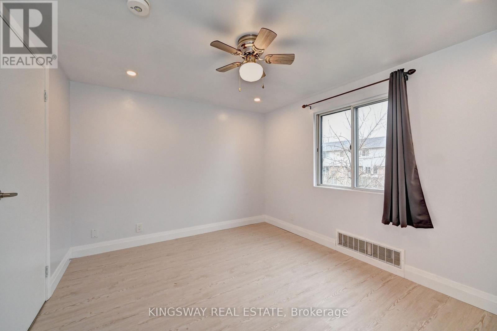 37 - 67 Valley View Road, Kitchener, Ontario  N2E 3J1 - Photo 28 - X12077092