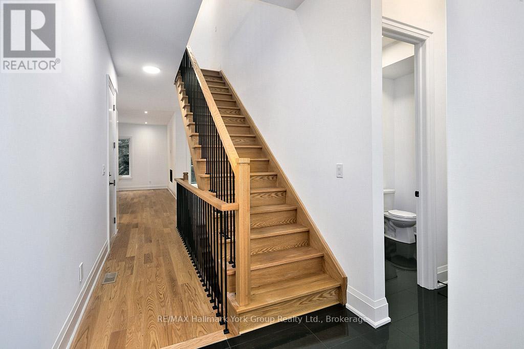 23 Waterview Lane, Blue Mountains, Ontario N0H 2P0 - Photo 8 - X12085567