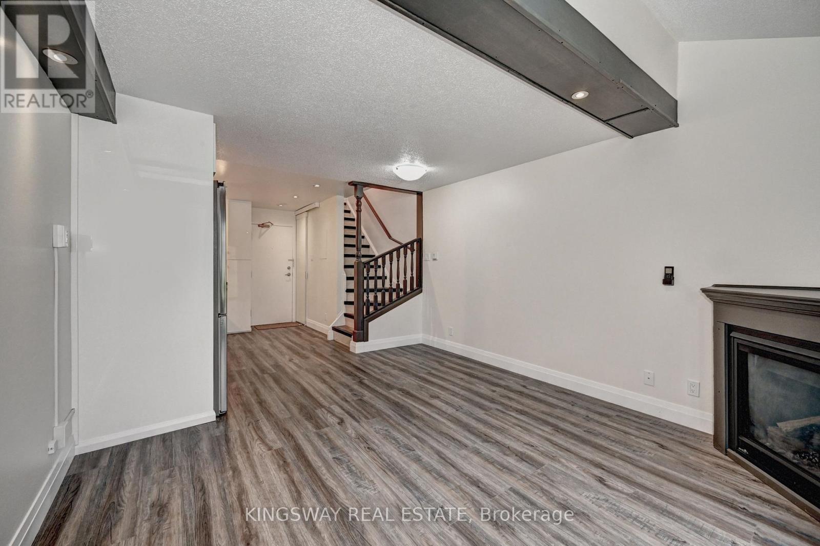 37 - 67 Valley View Road, Kitchener, Ontario  N2E 3J1 - Photo 16 - X12077092