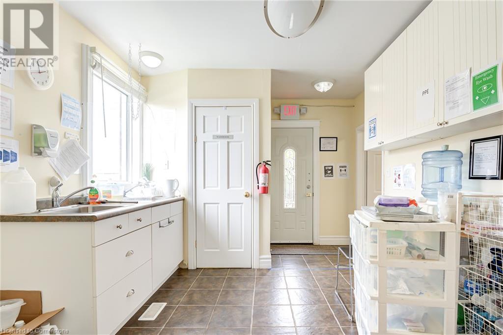 1405 King Street E, Cambridge, Ontario  N3H 3R3 - Photo 12 - 40724422