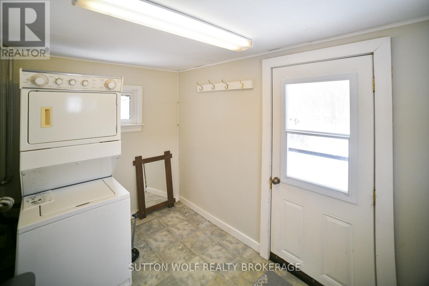 91 North Street, Strathroy-Caradoc (Nw), Ontario  N7G 1Z4 - Photo 26 - X12125039