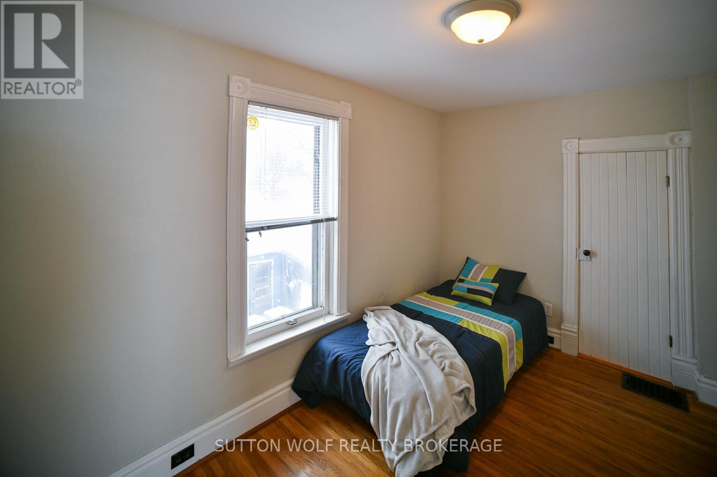 91 North Street, Strathroy-Caradoc (Nw), Ontario  N7G 1Z4 - Photo 22 - X12125039