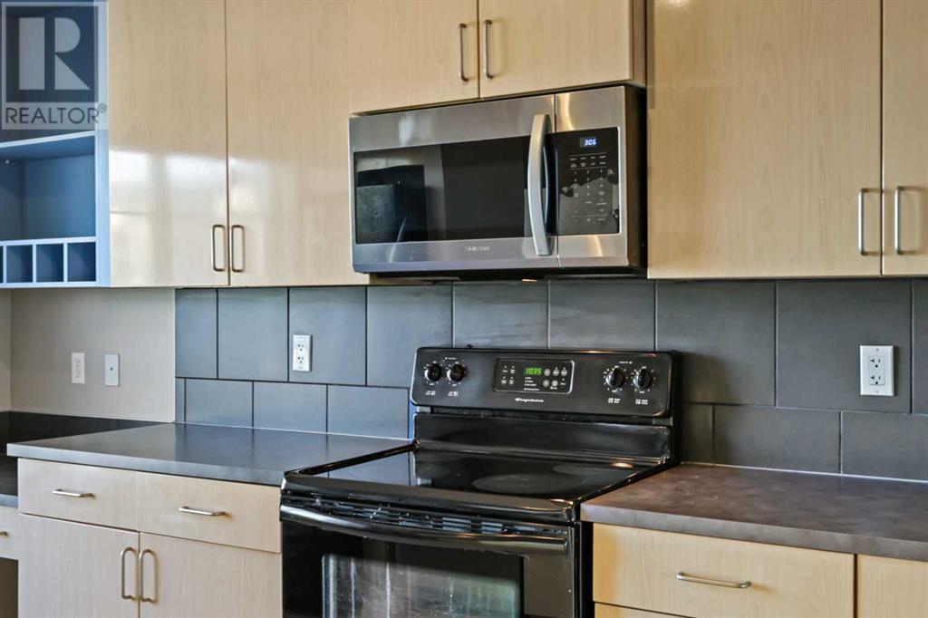 Property at 3222 New Brighton Gardens SE image 5