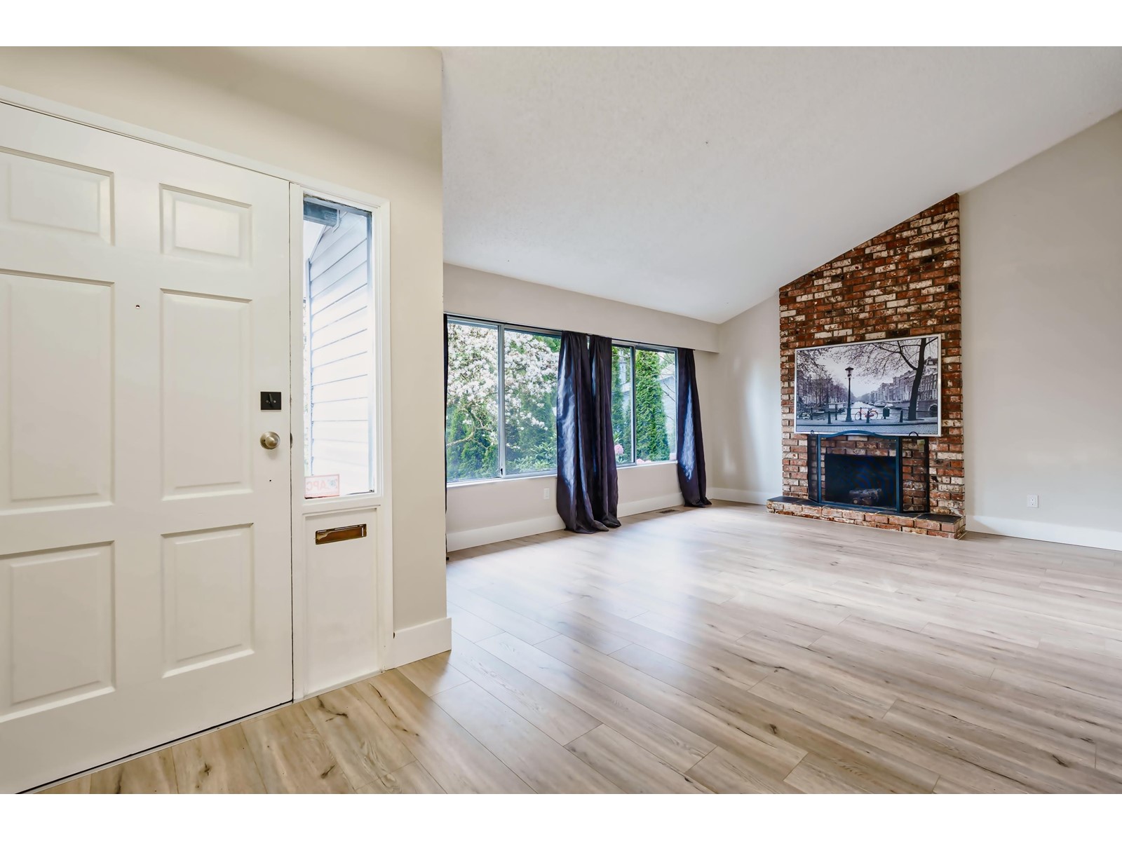 8366 Arbour Place, Delta, British Columbia  V4C 7H4 - Photo 11 - R2998253