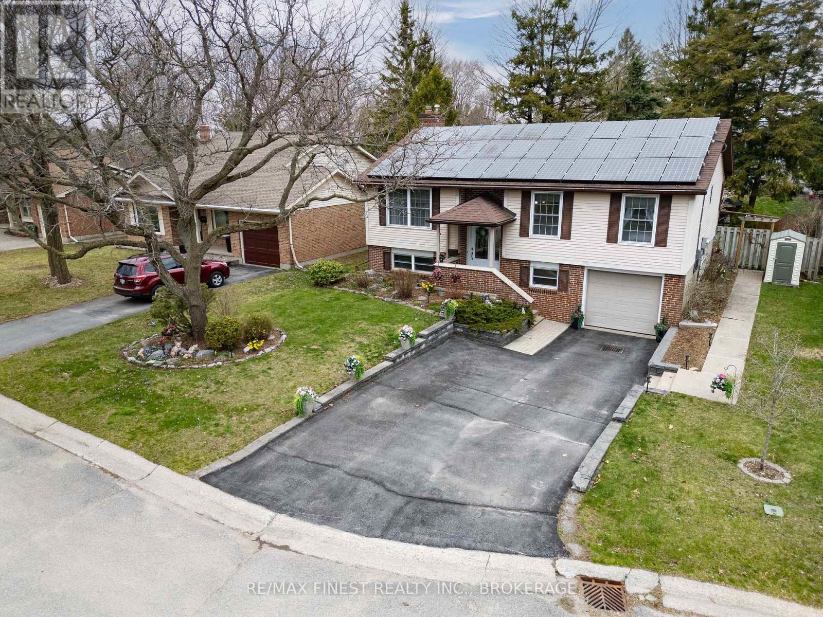 1048 Bauder Crescent, Kingston, Ontario  K7P 1M6 - Photo 3 - X12125530