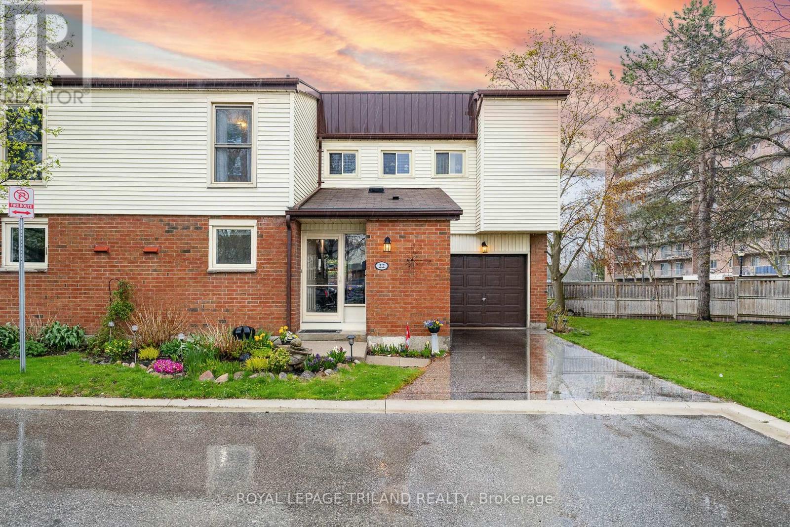 22 - 770 FANSHAWE PARK ROAD E, London North, Ontario