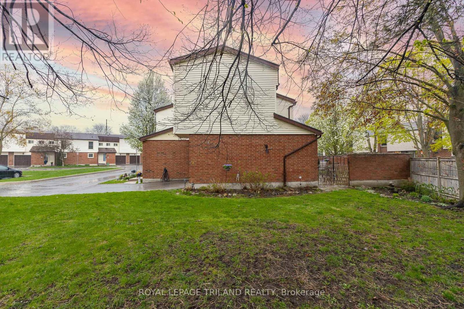 Photo 42 of 45 for 22 - 770 Fanshawe Park Road E