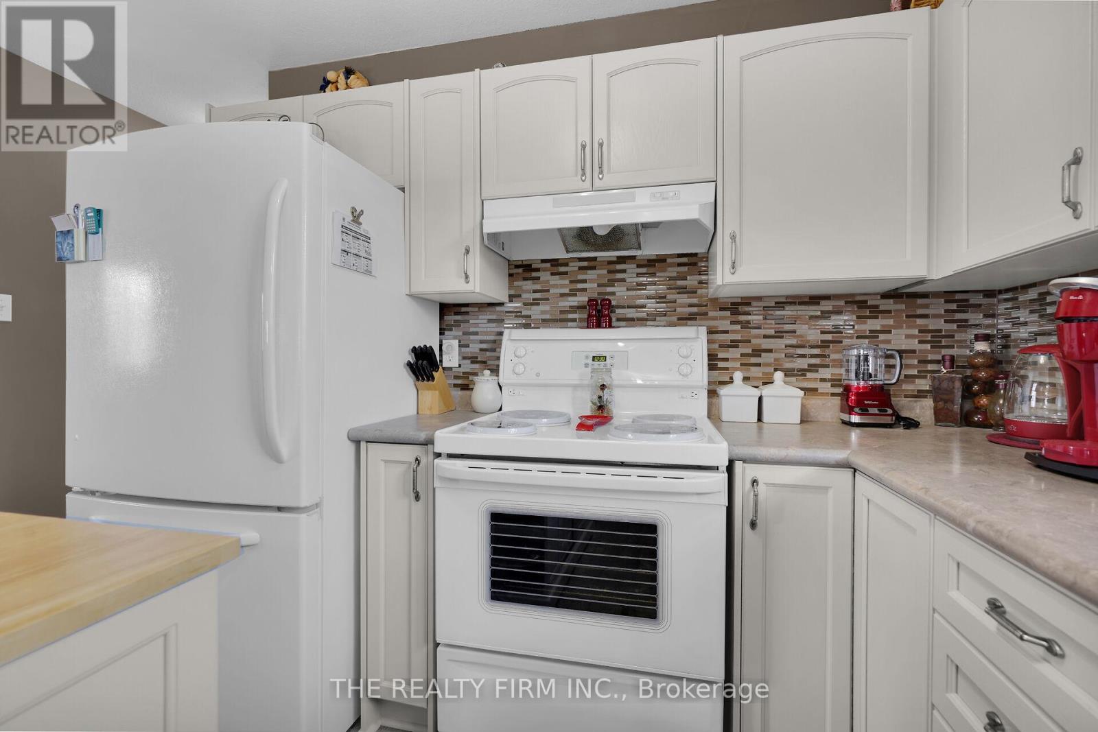 1864 Marconi Boulevard, London East, Ontario  N5V 4Y3 - Photo 17 - X12125523