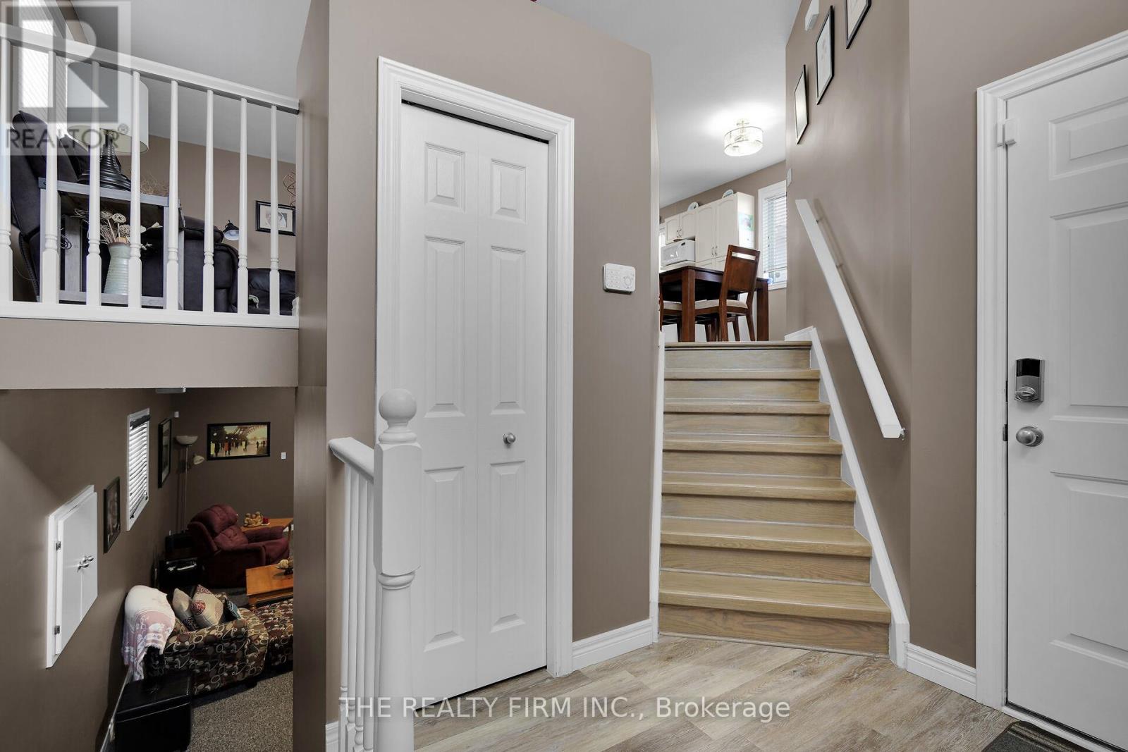 1864 Marconi Boulevard, London East, Ontario  N5V 4Y3 - Photo 6 - X12125523