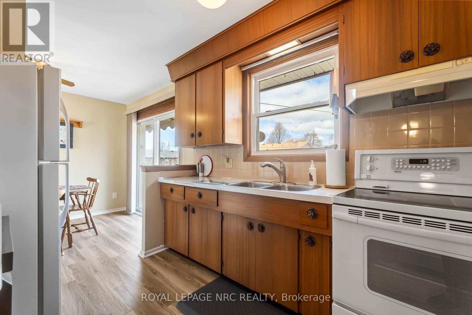 6970 Whitman Avenue, Niagara Falls, Ontario  L2G 5B4 - Photo 16 - X12030016