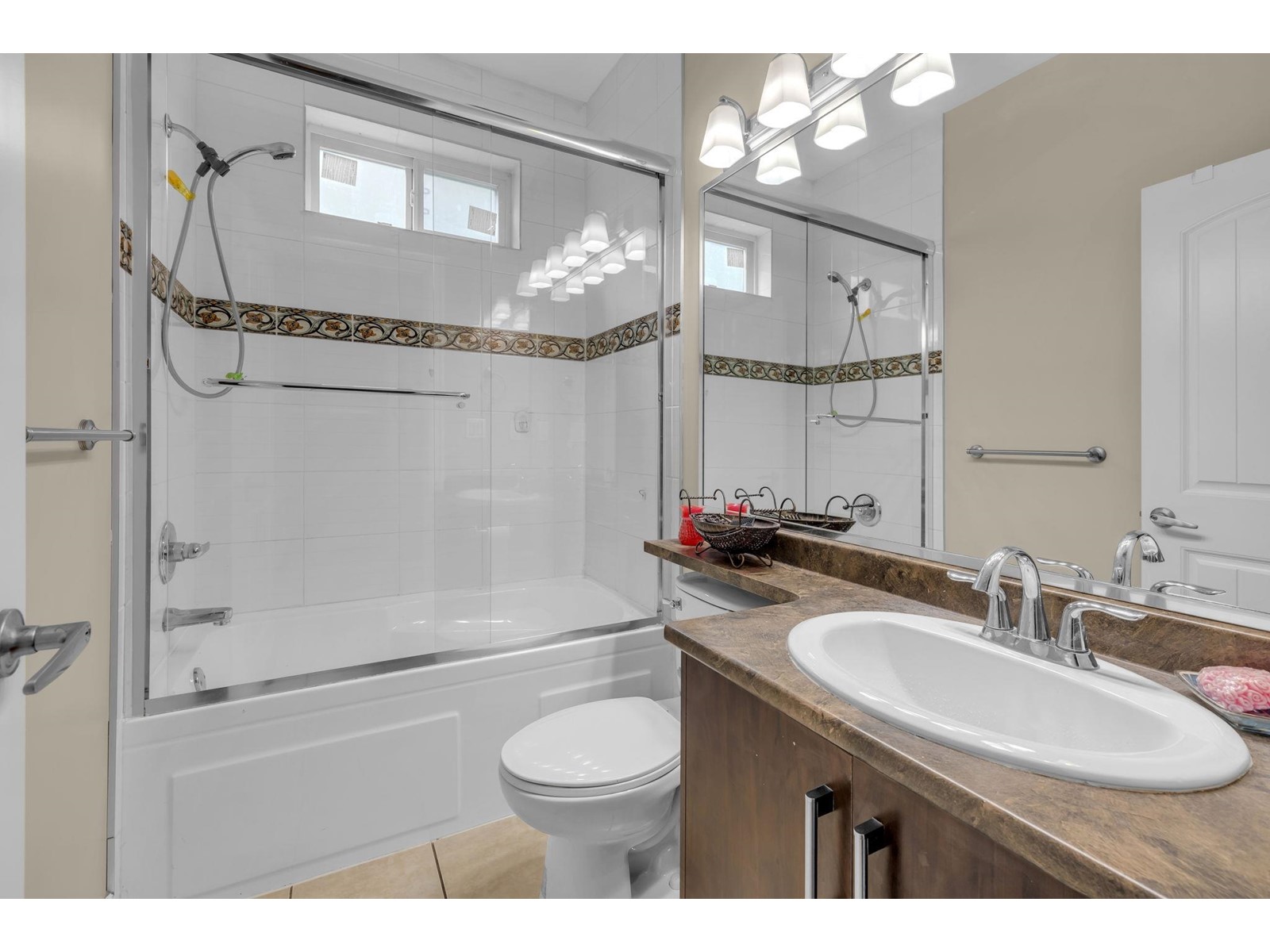 12938 107 Avenue, Surrey, British Columbia  V3T 2E9 - Photo 24 - R2997299