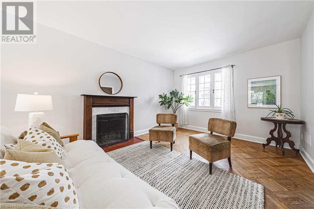 Property at 34 CHEDOKE Avenue image 4
