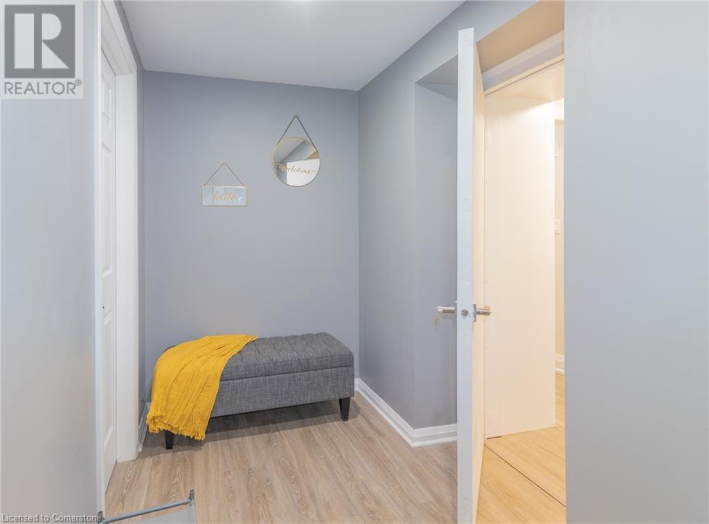 264 Hughson Street N Unit# 2, Hamilton, Ontario  L8L 4M5 - Photo 3 - 40723733