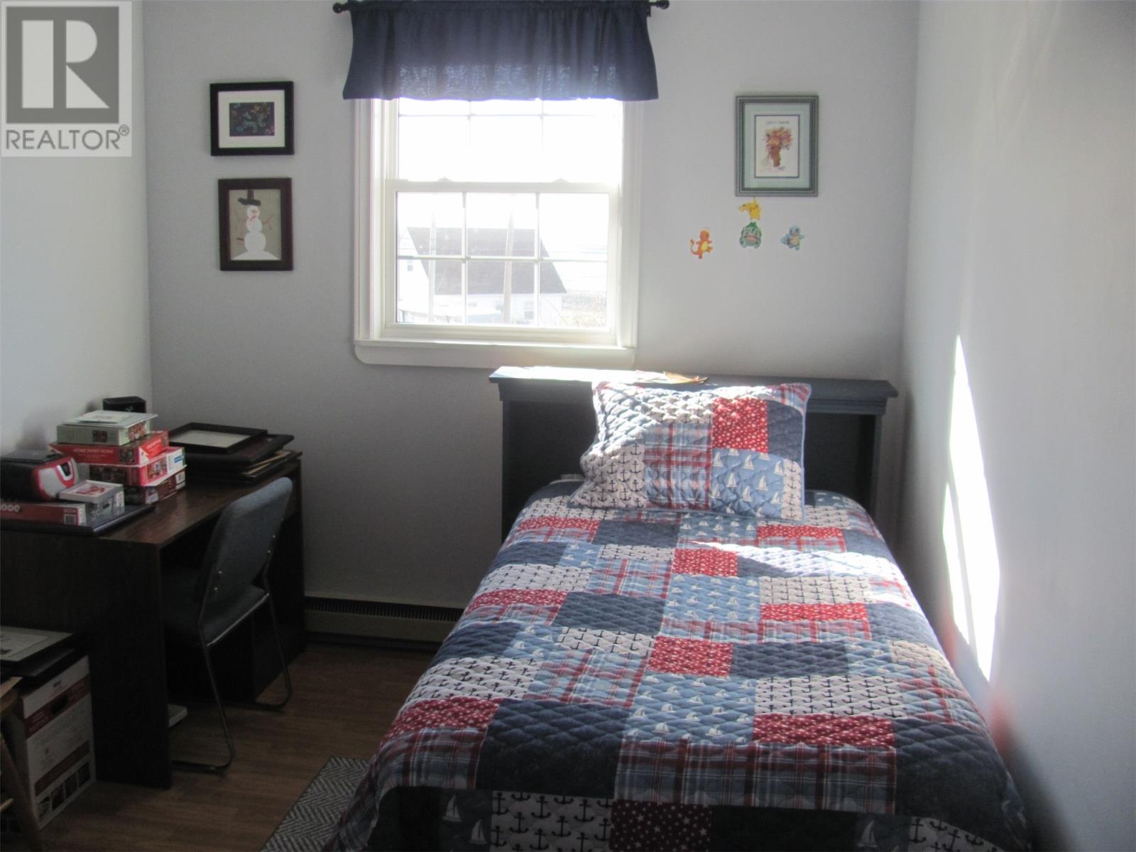 Photo 12