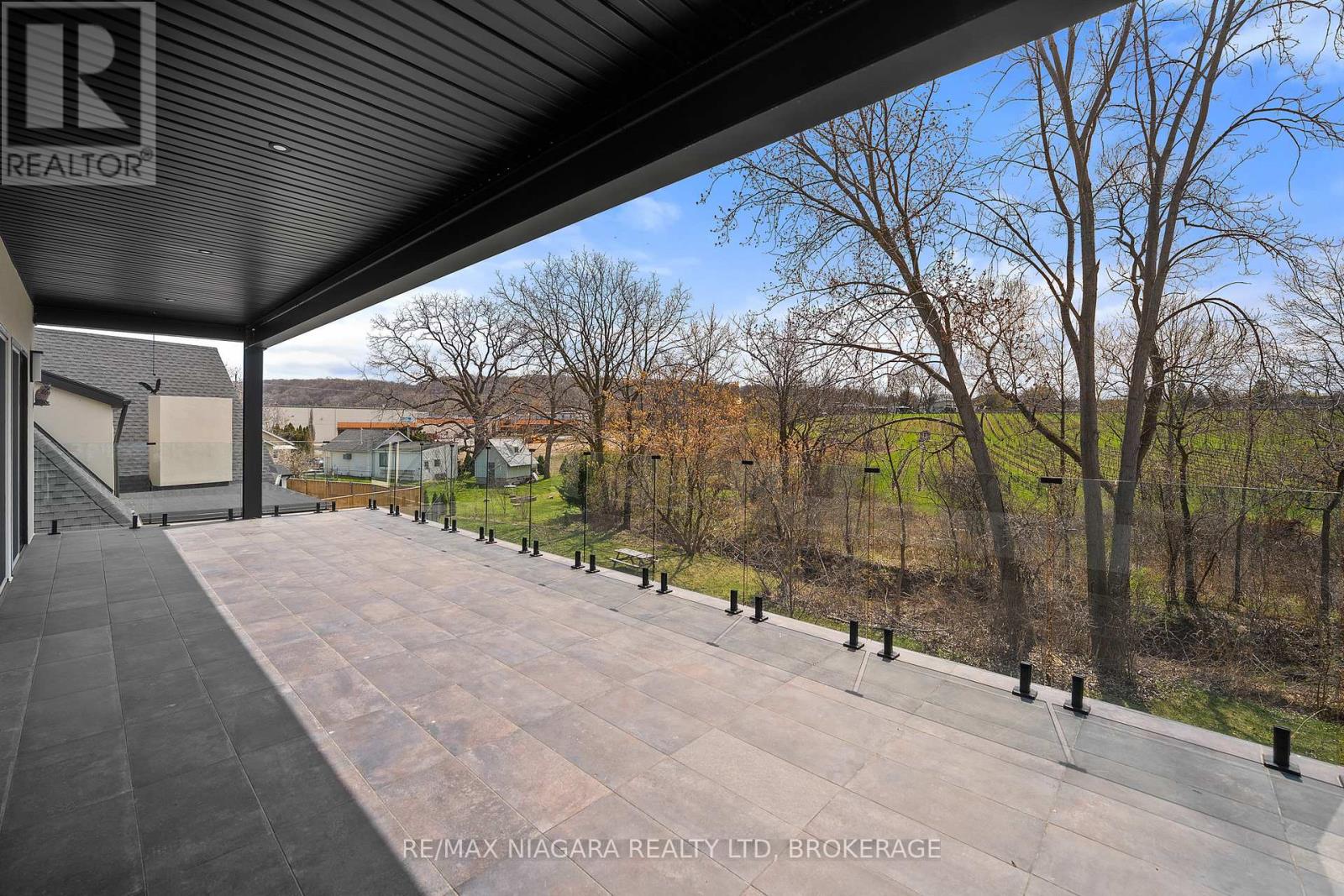 90 Millpond Road, Niagara-On-The-Lake, Ontario  L0S 1J1 - Photo 39 - X12125384