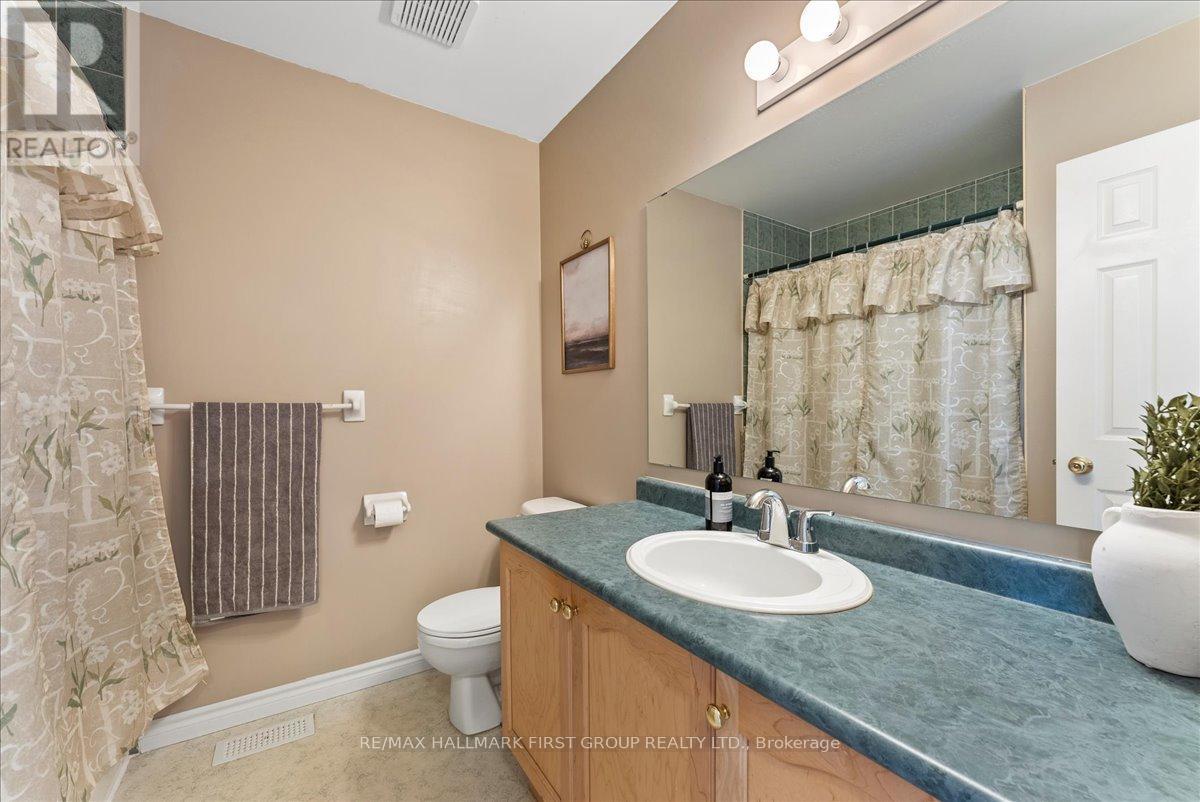 1035 Grandlea Court, Oshawa, Ontario  L1K 2N1 - Photo 32 - E12125390