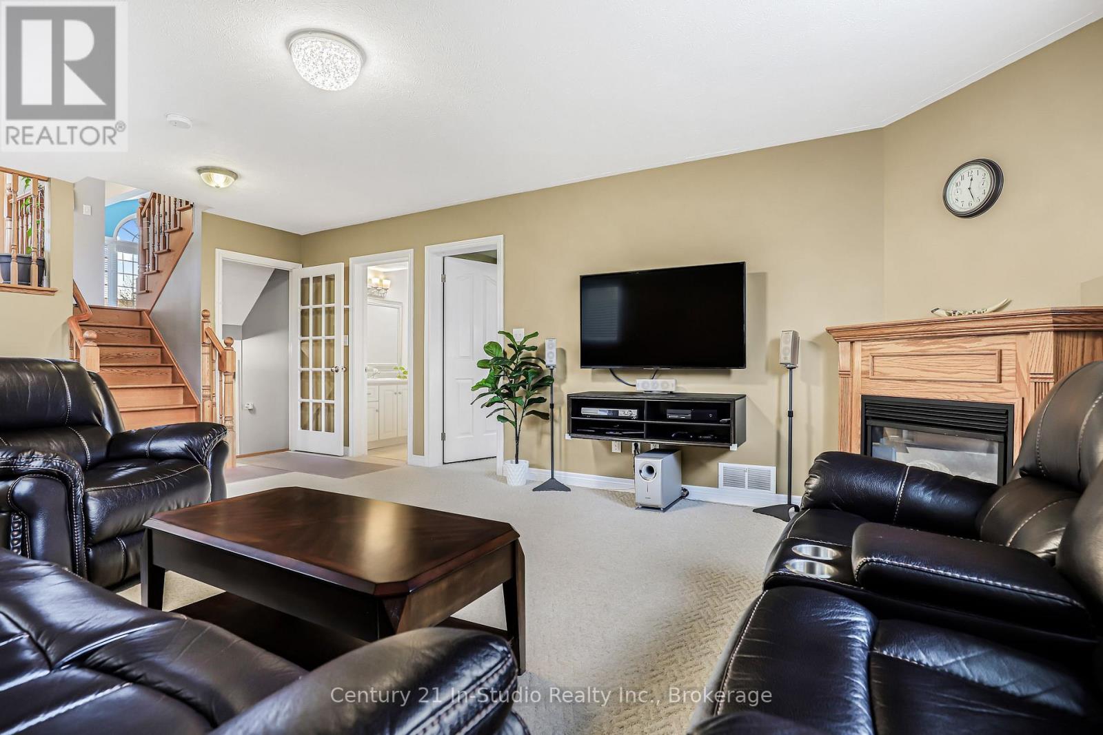 779 Oakwood Drive, Saugeen Shores, Ontario  N0H 2C4 - Photo 23 - X12125427