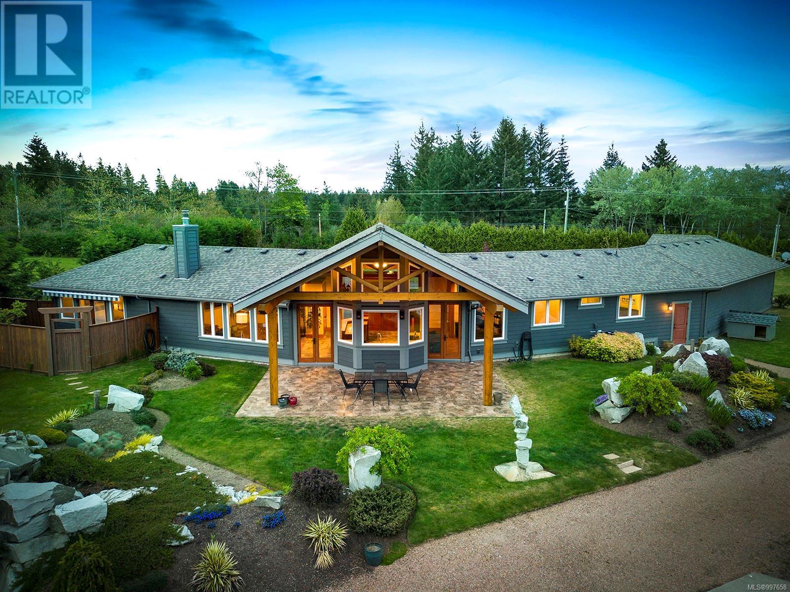 1151 Anderton Rd, Comox, British Columbia  V9M 3Y8 - Photo 4 - 997658
