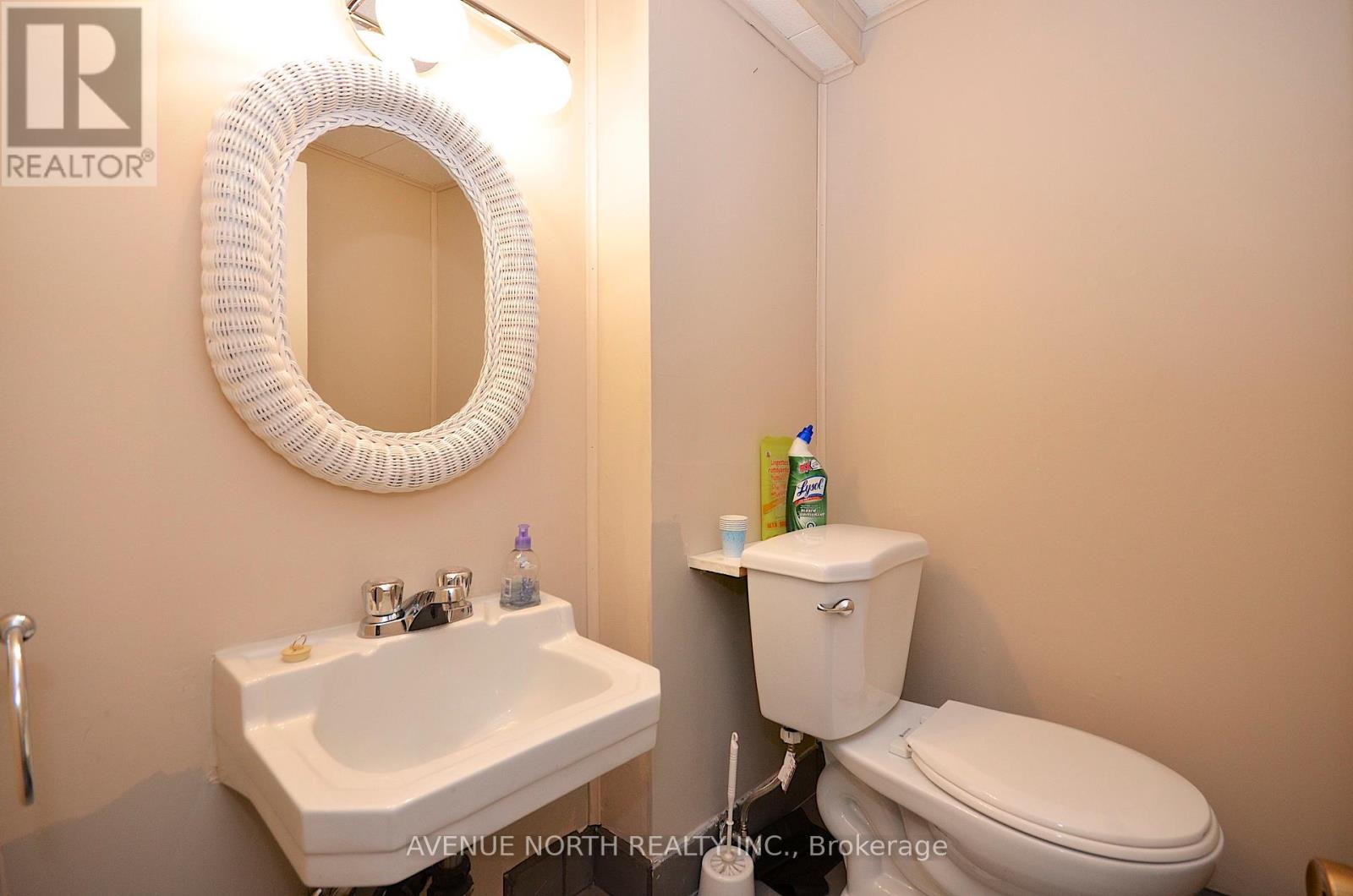866 Claude Street, Ottawa, Ontario  K1K 2S6 - Photo 25 - X12125387
