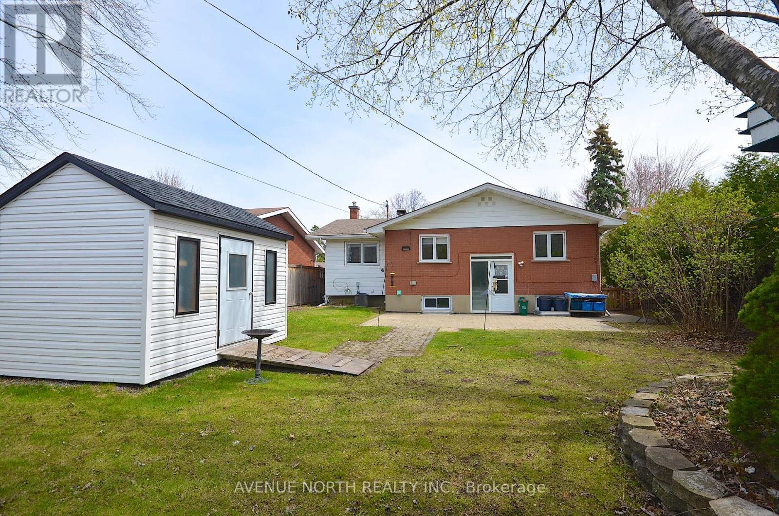 866 Claude Street, Ottawa, Ontario  K1K 2S6 - Photo 28 - X12125387