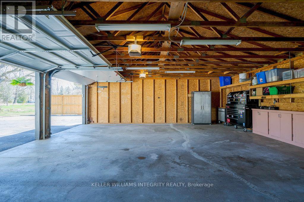 1040 Manotick Station Road, Ottawa, Ontario  K4M 0V2 - Photo 46 - X12125548