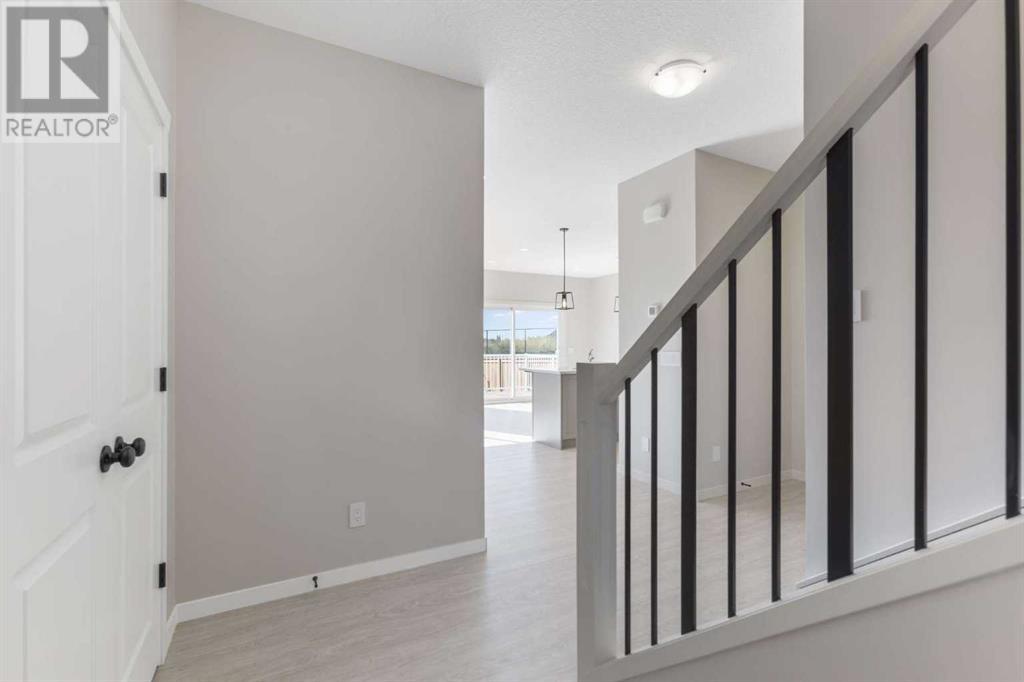 152 Wildrose Green, Strathmore, Alberta  T1P 0G4 - Photo 6 - A2211237