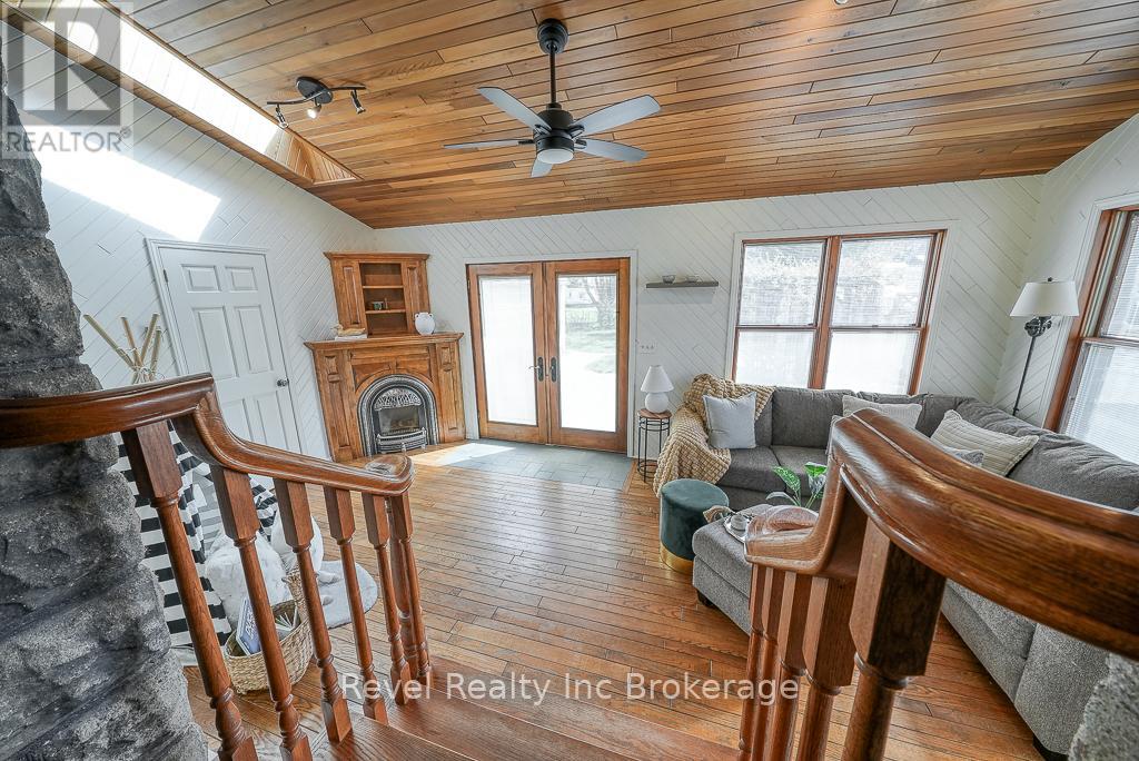 22 Elizabeth Street, East Zorra-Tavistock, Ontario  N0B 2R0 - Photo 12 - X12125383