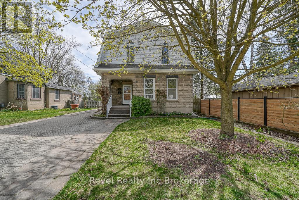 22 Elizabeth Street, East Zorra-Tavistock, Ontario  N0B 2R0 - Photo 2 - X12125383