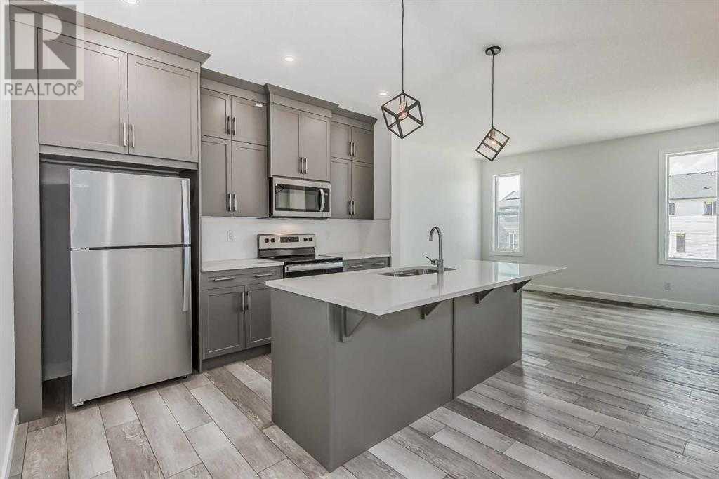 Property at 140 Amblehurst Green NW image 5