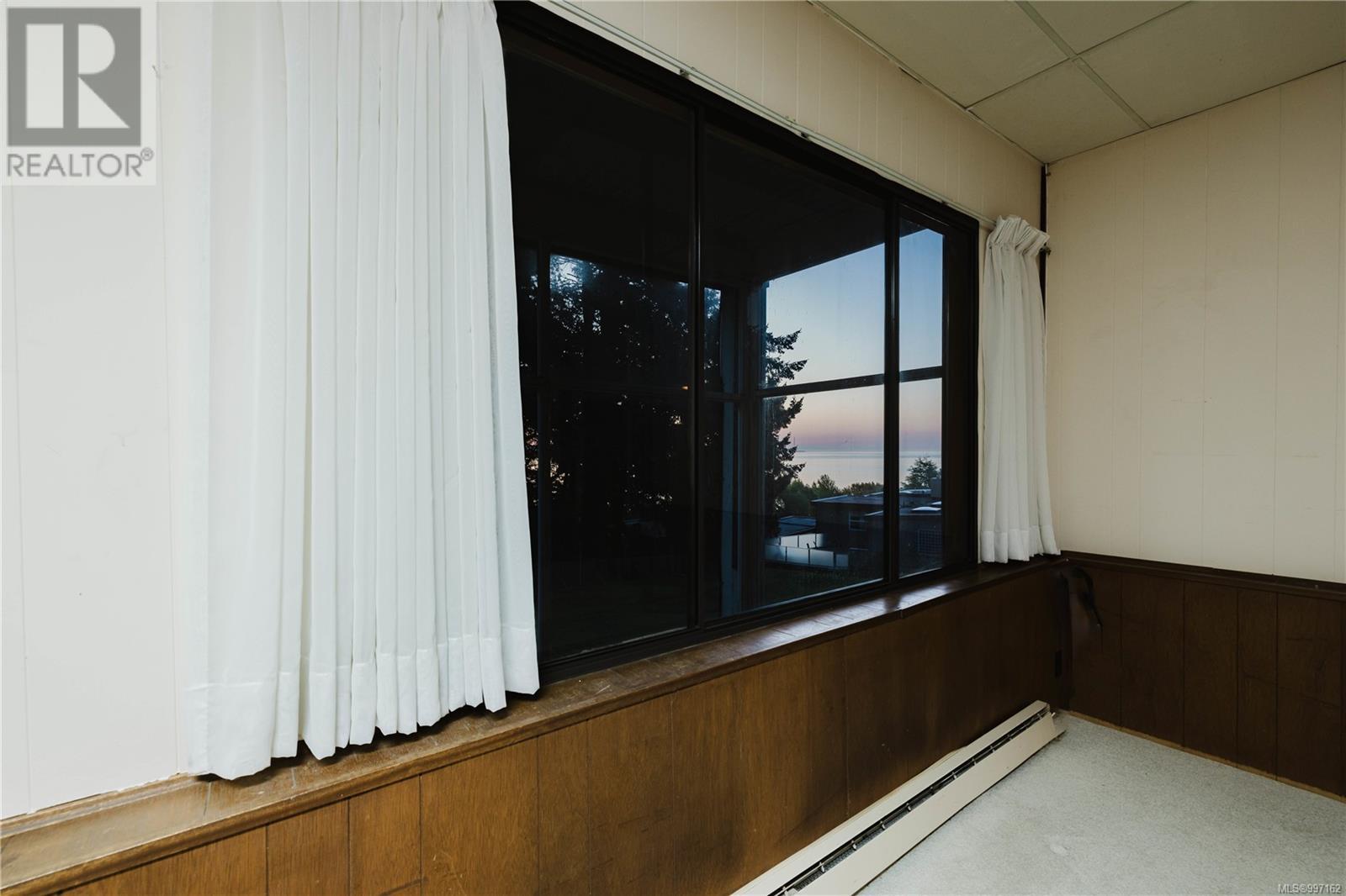 Property at 3491 Aloha Ave image 5