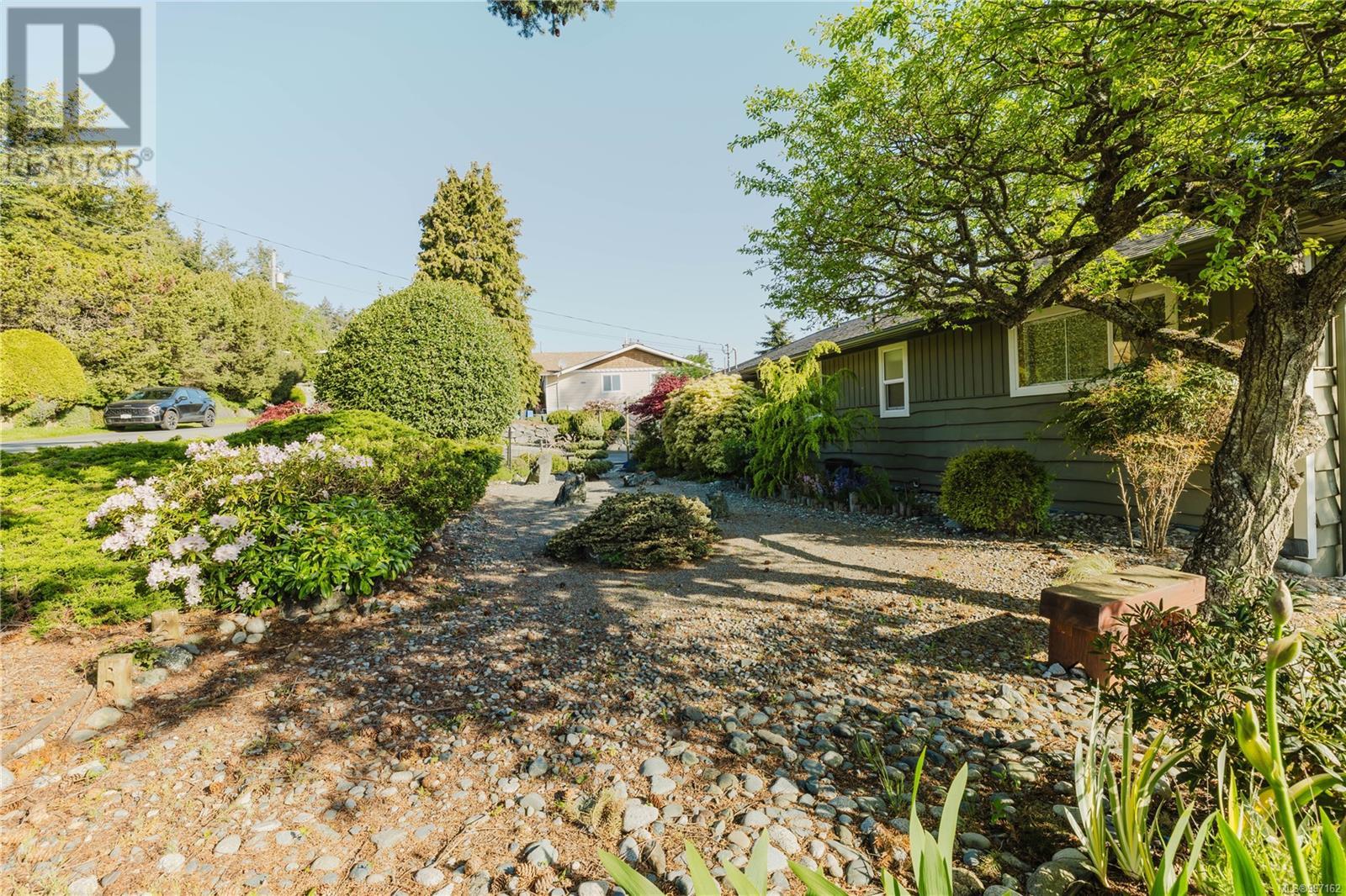 Property at 3491 Aloha Ave image 4