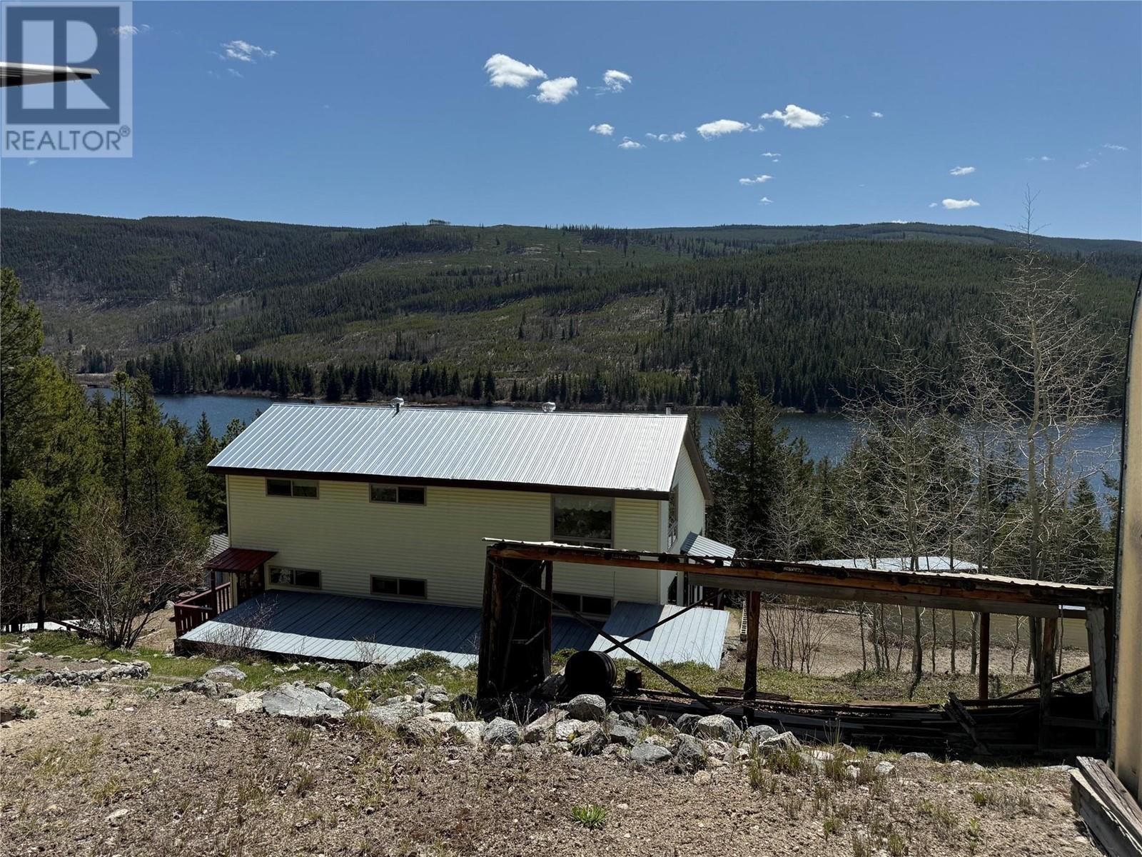 4158 Princeton Summerland Road, Princeton, British Columbia  V0X 1W0 - Photo 2 - 10346230