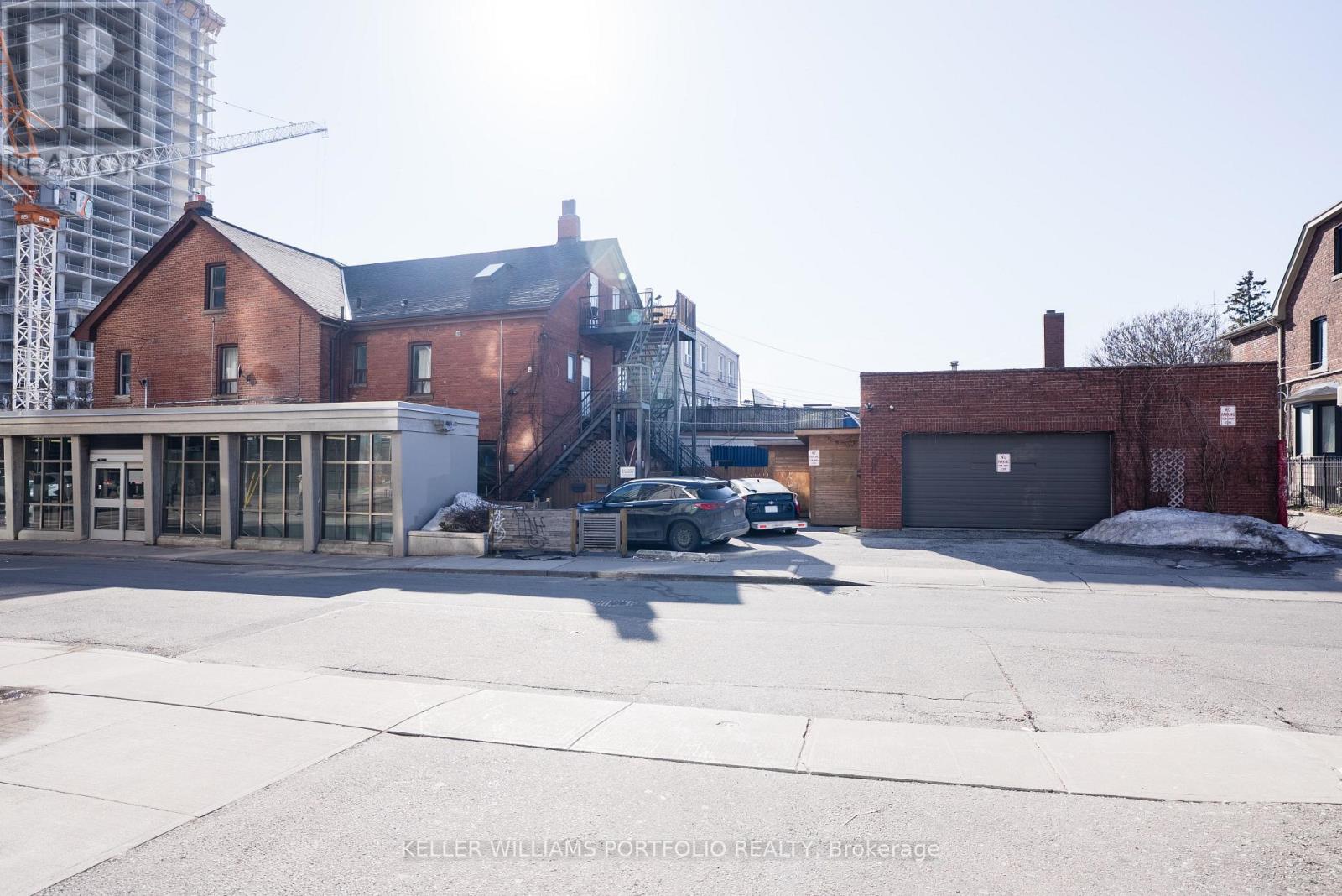 Property at 1156 BLOOR STREET W image 2