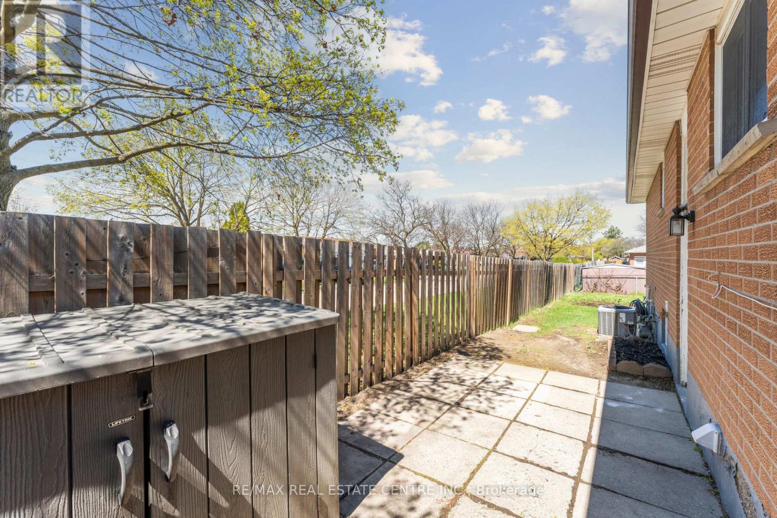 21 Marchbank Crescent, Brampton, Ontario  L6S 3A7 - Photo 39 - W12120081