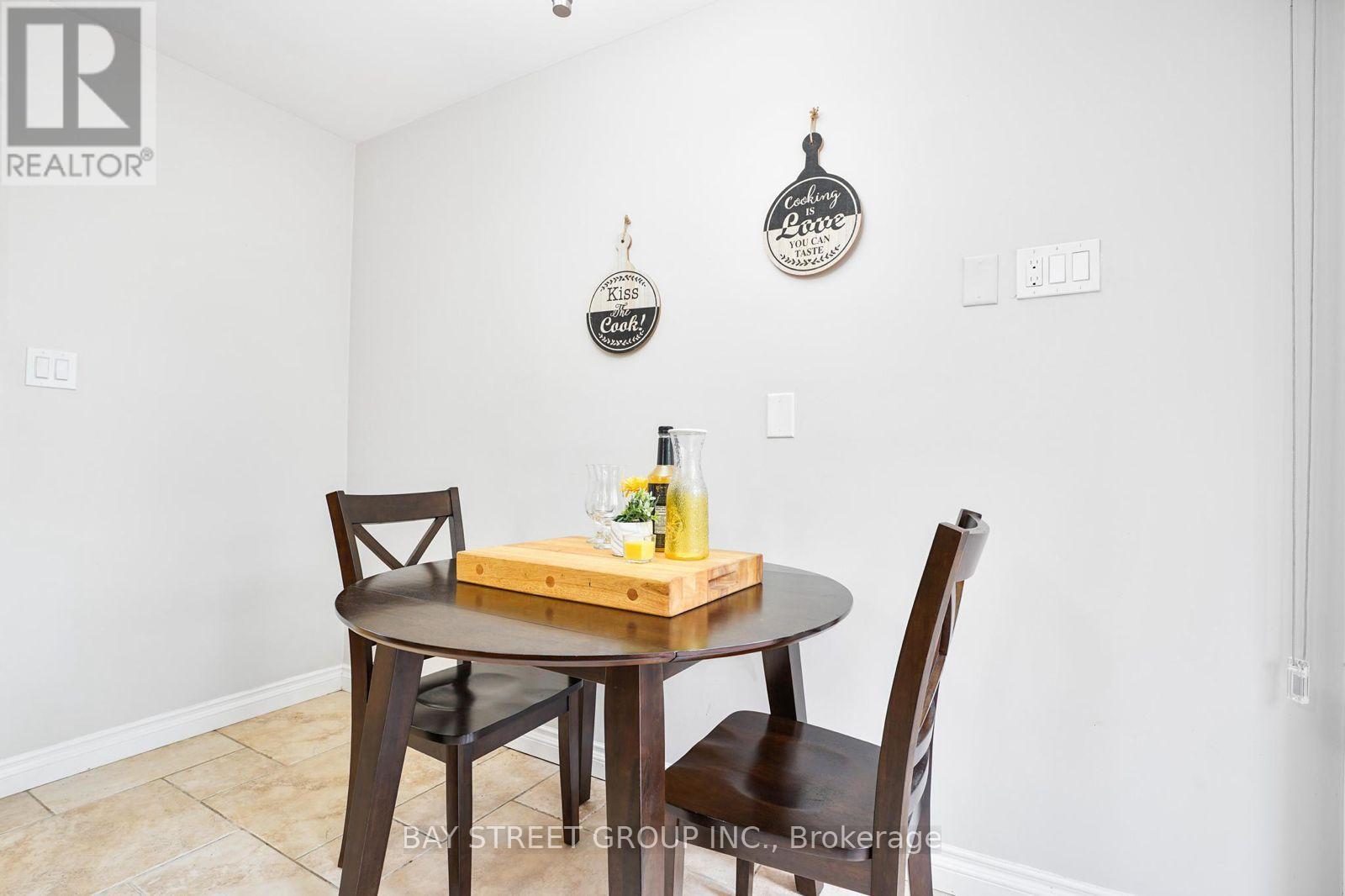 4421 No 4 Side Road, Burlington, Ontario  L7M 0S4 - Photo 12 - W12124492