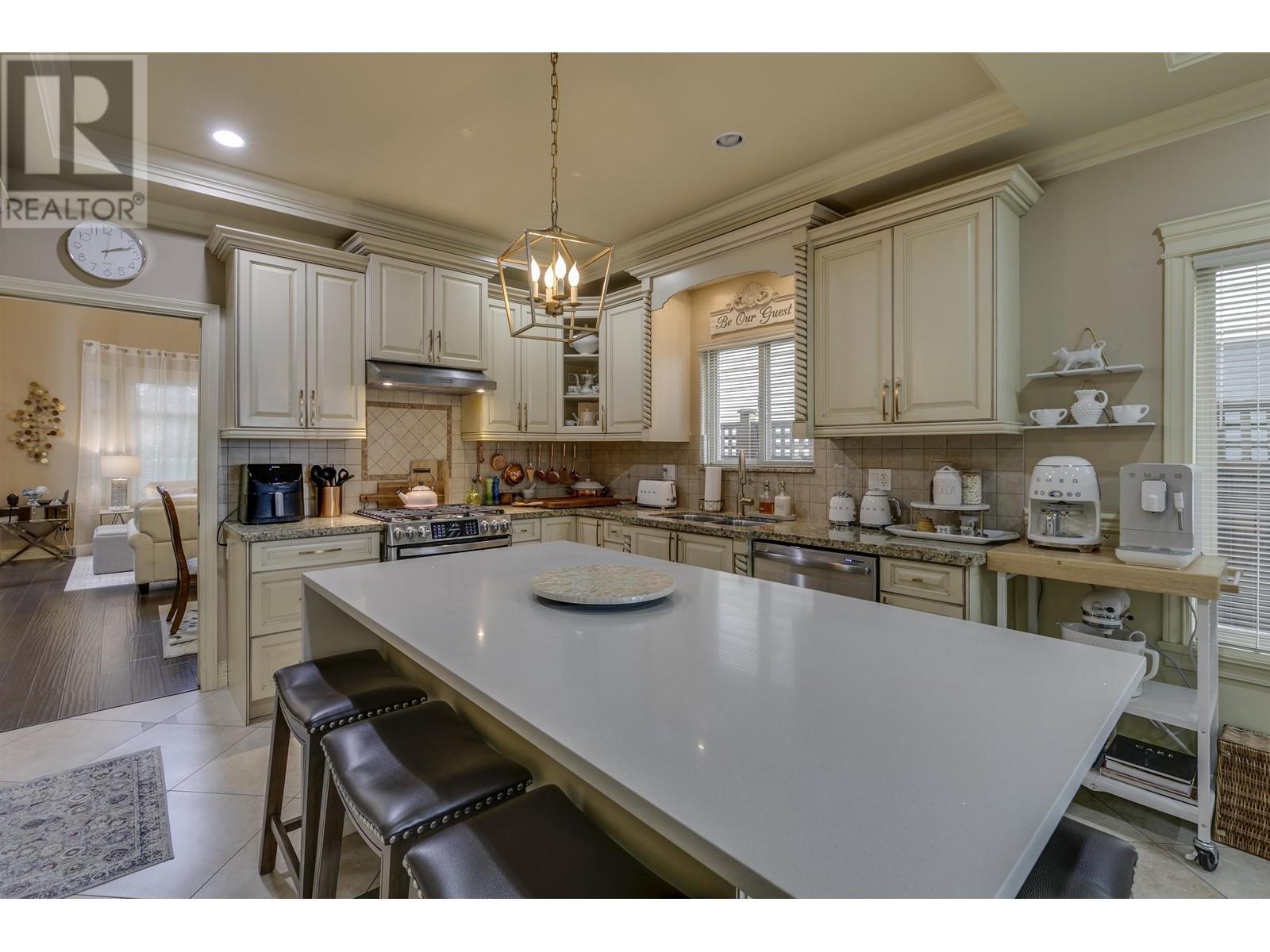 Property at 10260 WILLIAMS ROAD image 4