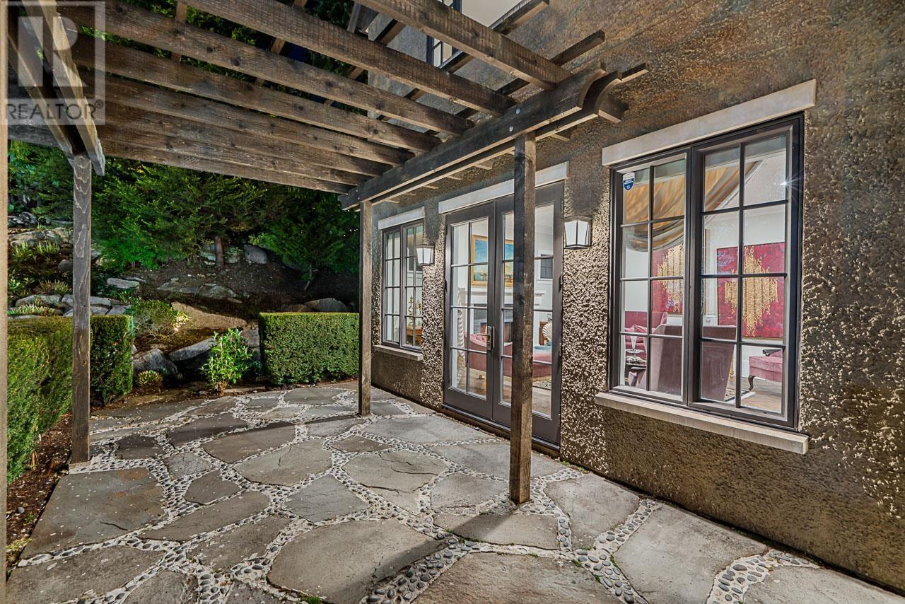 Property at 4035 MARINE DRIVE image 4