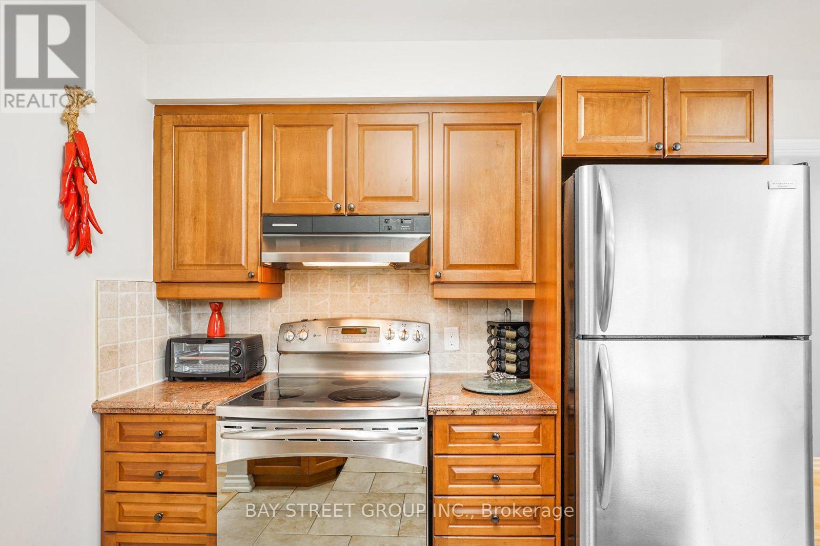 4421 No 4 Side Road, Burlington, Ontario  L7M 0S4 - Photo 19 - W12124492