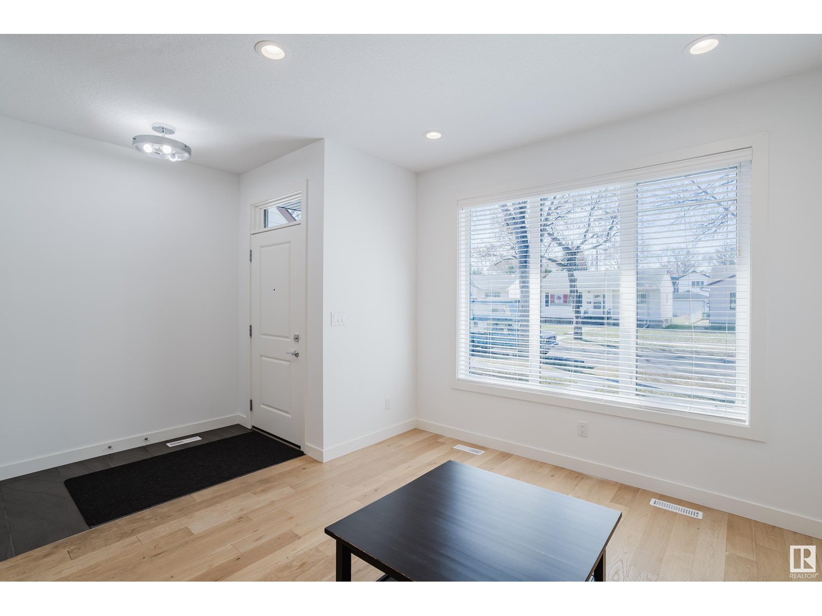 Property at 7942 81 AV NW image 5