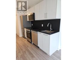 TH16 - 871 SHEPPARD AVENUE W, Toronto, Ontario