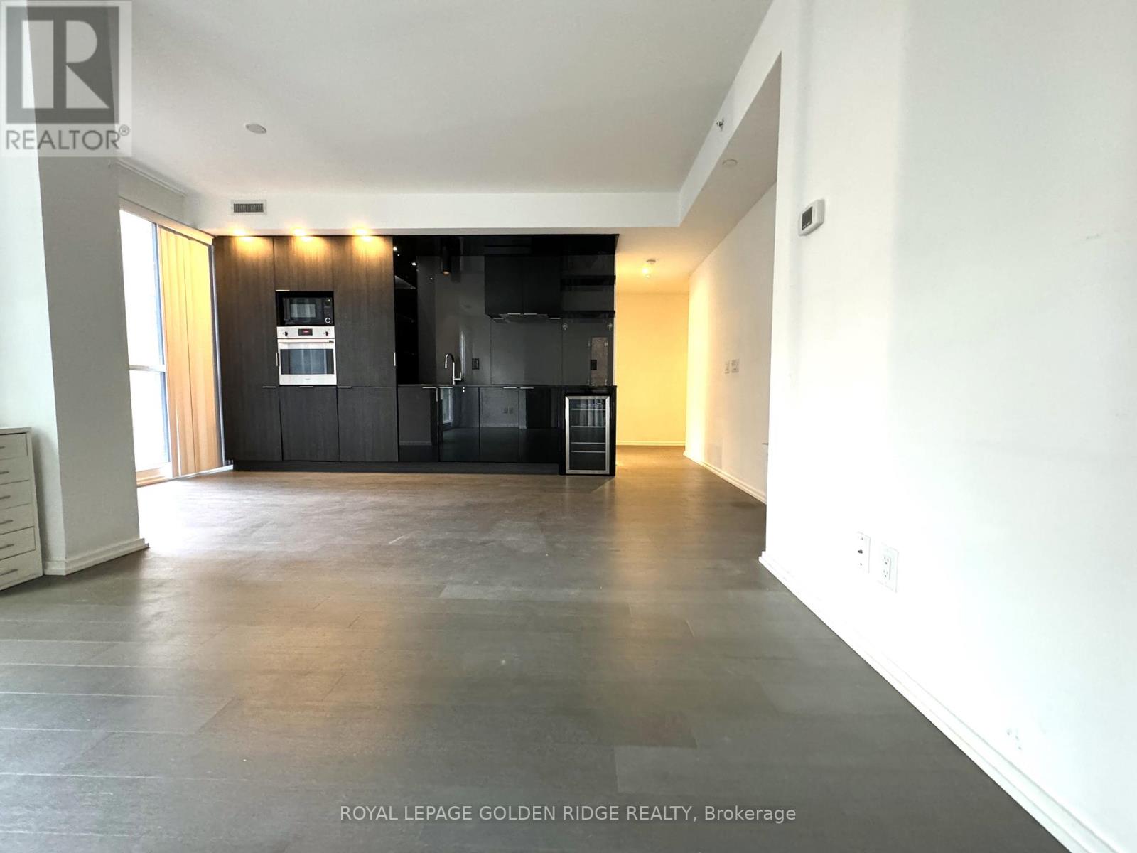 511 - 70 Temperance Street, Toronto, Ontario  M5H 0B1 - Photo 3 - C12125362