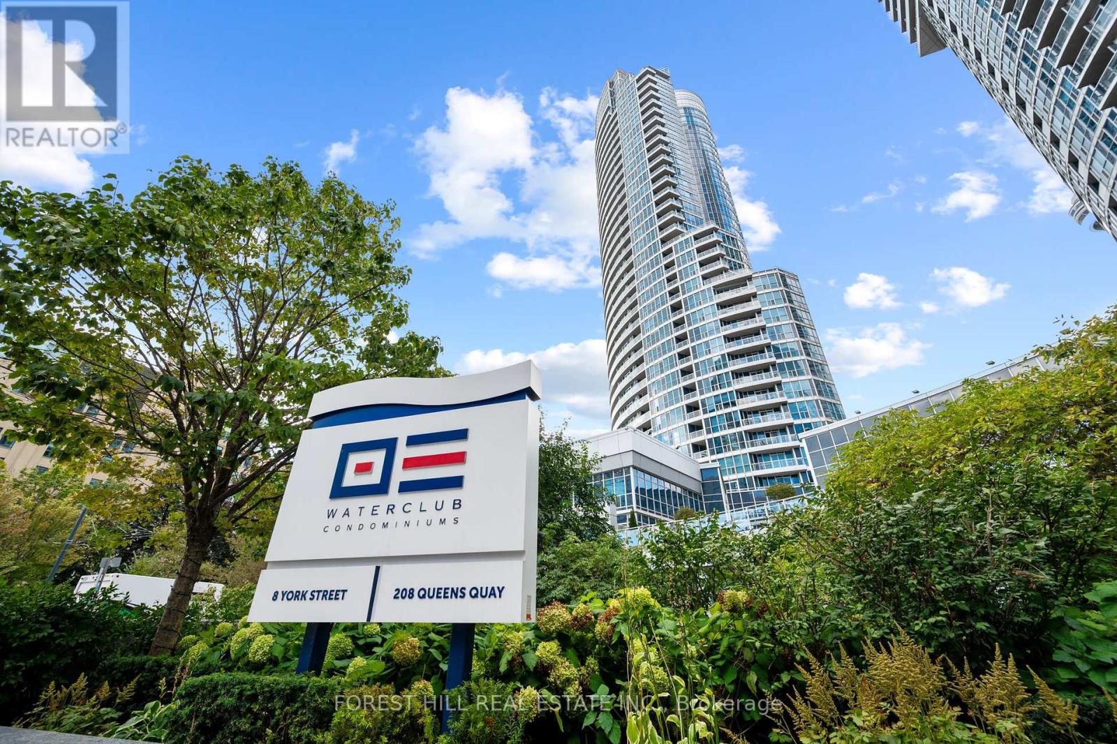 3512 - 208 Queens Quay Boulevard W, Toronto, Ontario  M5N 2Y5 - Photo 2 - C12125419