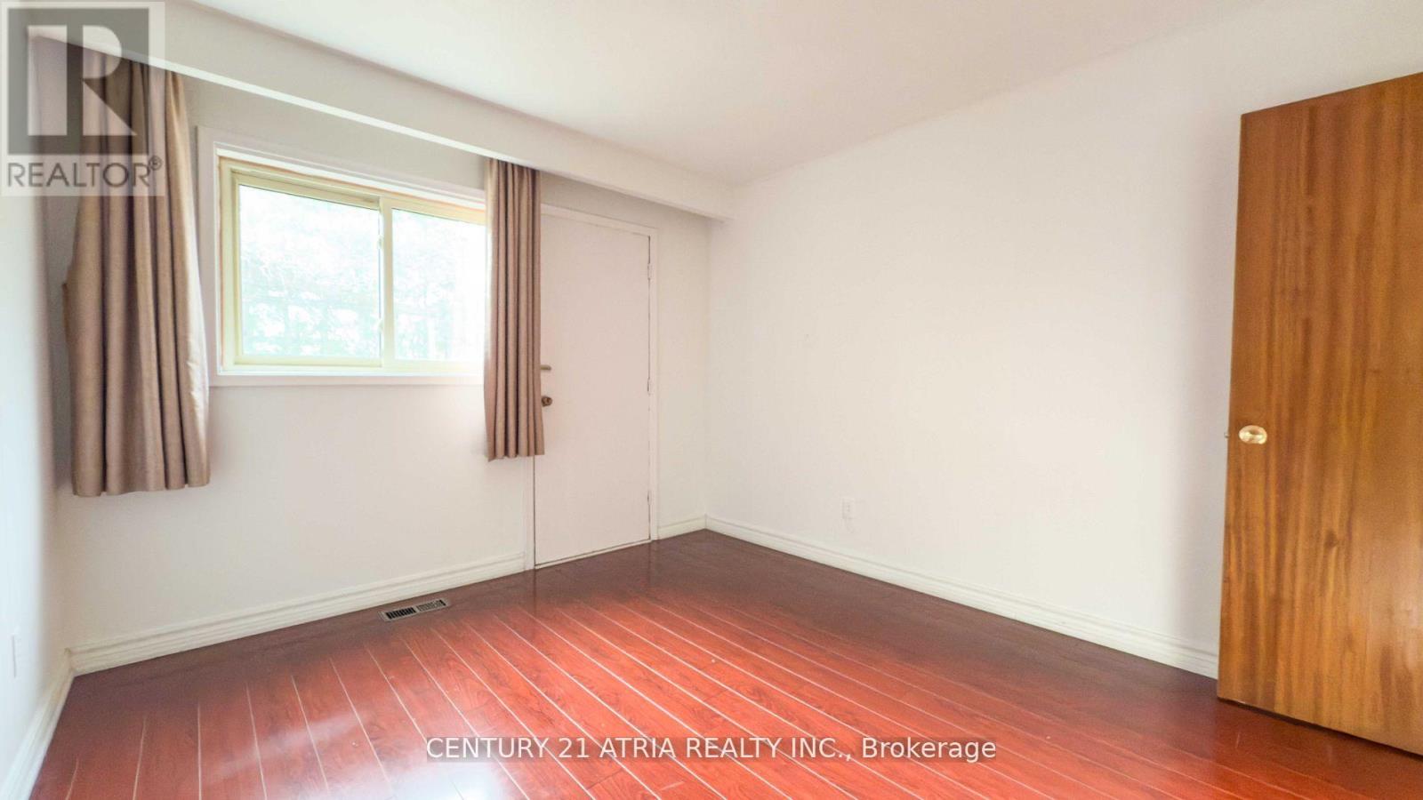 33 Hopperton Drive, Toronto, Ontario  M2L 2S5 - Photo 10 - C12125525