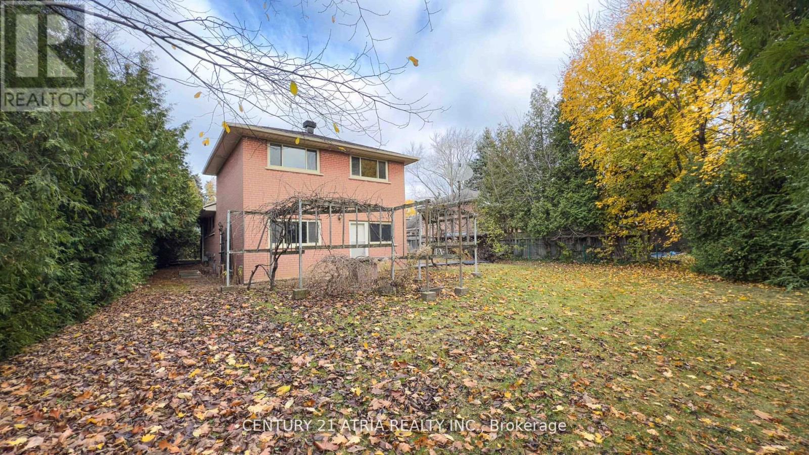 33 Hopperton Drive, Toronto, Ontario  M2L 2S5 - Photo 6 - C12125525