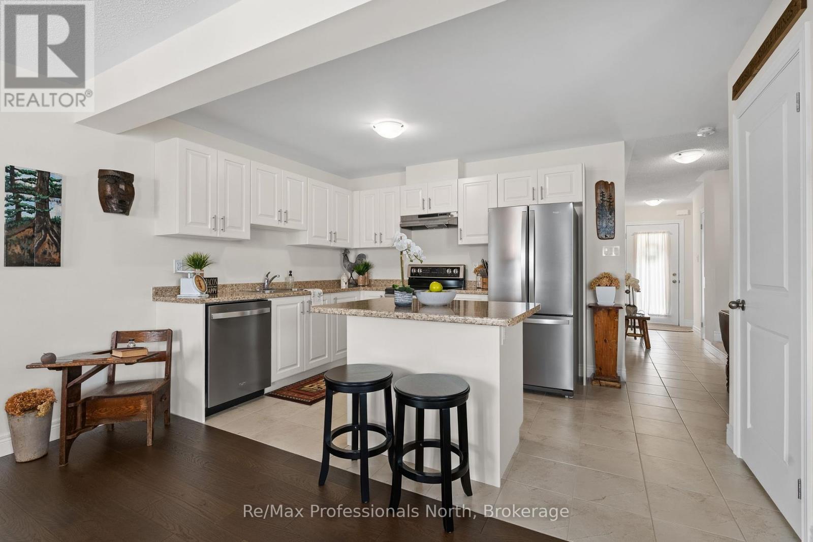 160 Daffodil Court, Gravenhurst, Ontario  P1P 0B8 - Photo 13 - X12124371